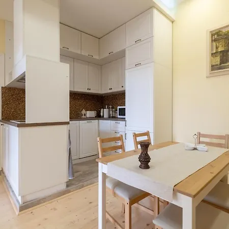 Apartment Fantastic - Two Bedroom, Two Bathroom Flat With Strategic Location