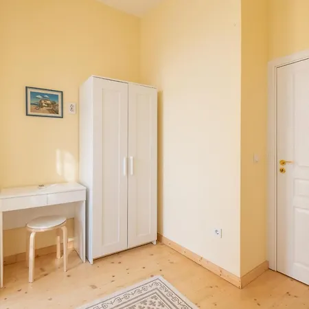 Fantastic - Two Bedroom, Two Bathroom Flat With Strategic Location Sofia